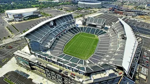 泰国迎来中国公民遣返：缅甸电信诈骗园区撤出实况首次公开