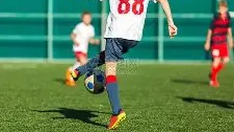 中超首轮海港申花队长领军出色